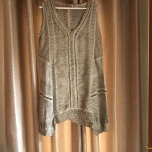 Soft Surroundings linen dress perfect for summer. Hits just below knee